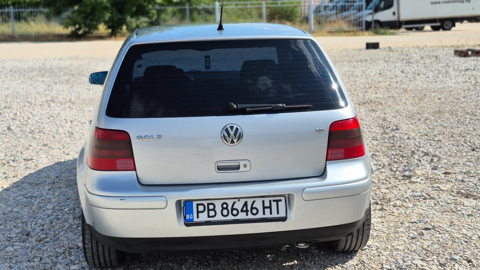 VW Golf 1.6 Газ/Клима 105 * * * , снимка 7 - Автомобили и джипове - 55395652