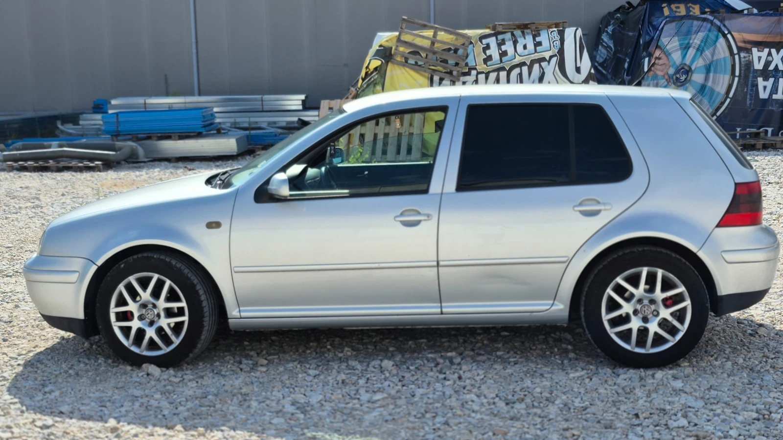 VW Golf 1.6 Газ/Клима 105 * * * , снимка 2 - Автомобили и джипове - 55395652