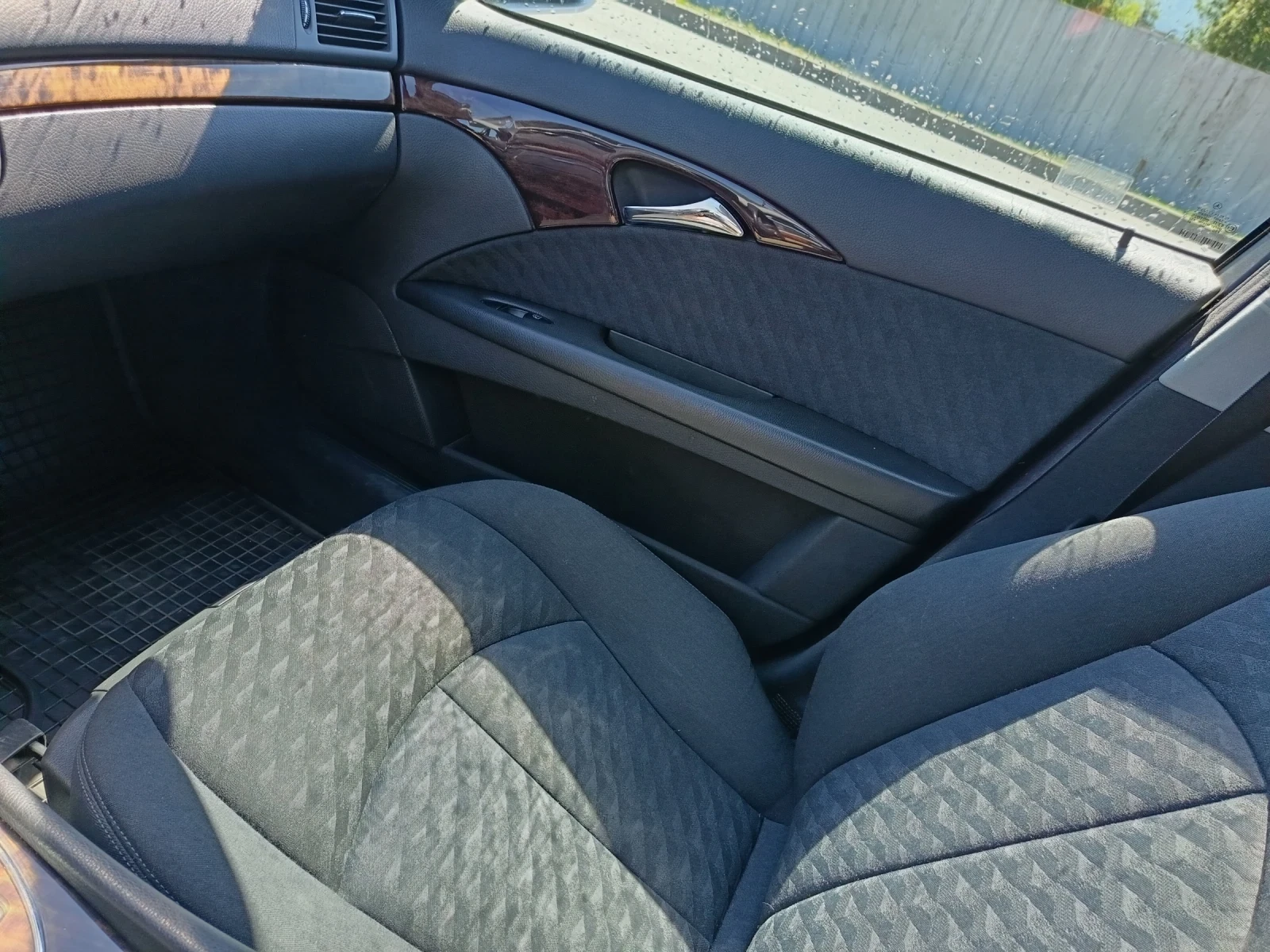 Mercedes-Benz E 220 | Mobile.bg � ����������� 9