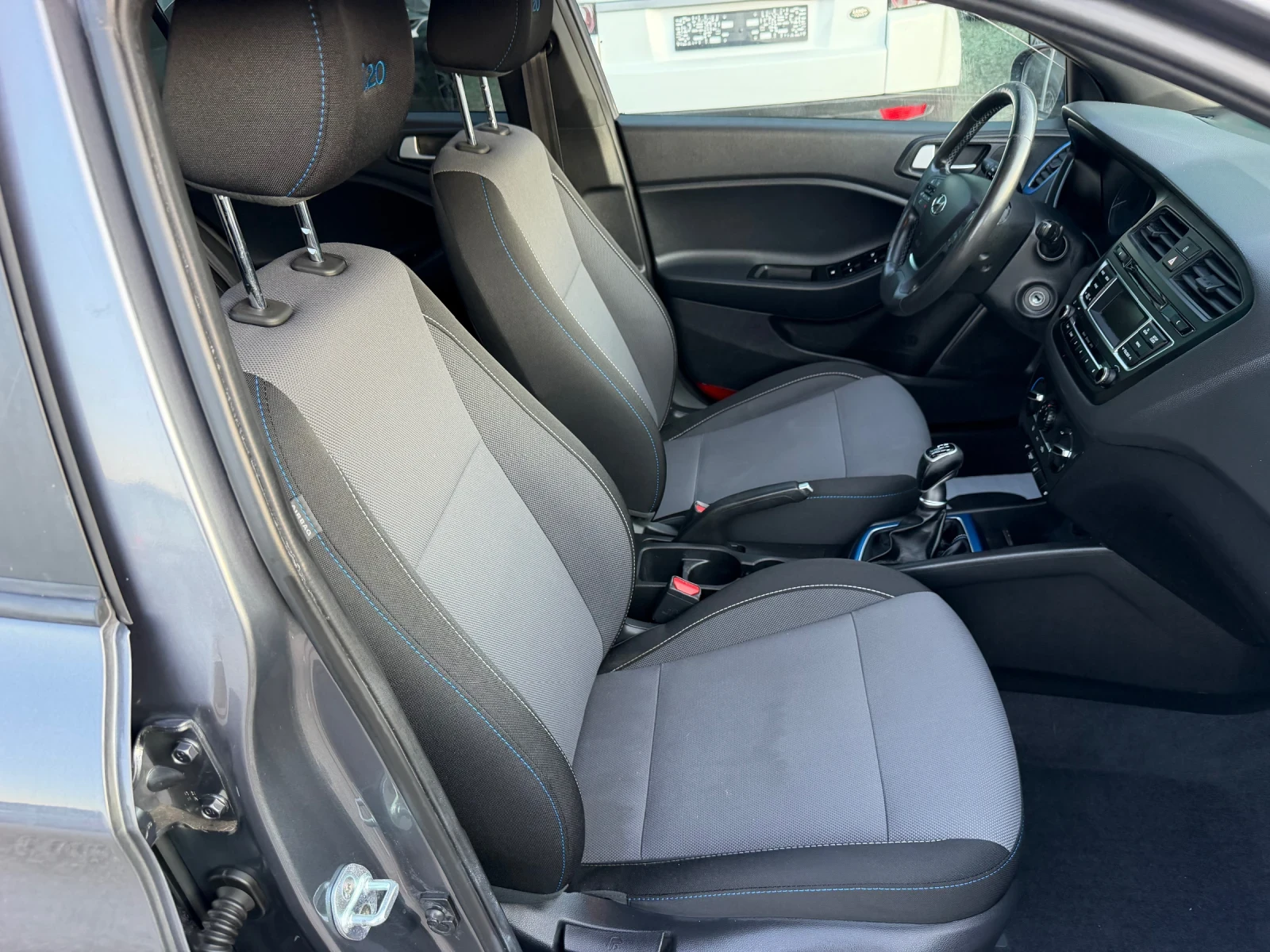 Hyundai I20 1.1d/75hp/exclusiv/EVRO6/, снимка 11 - Автомобили и джипове - 55685373