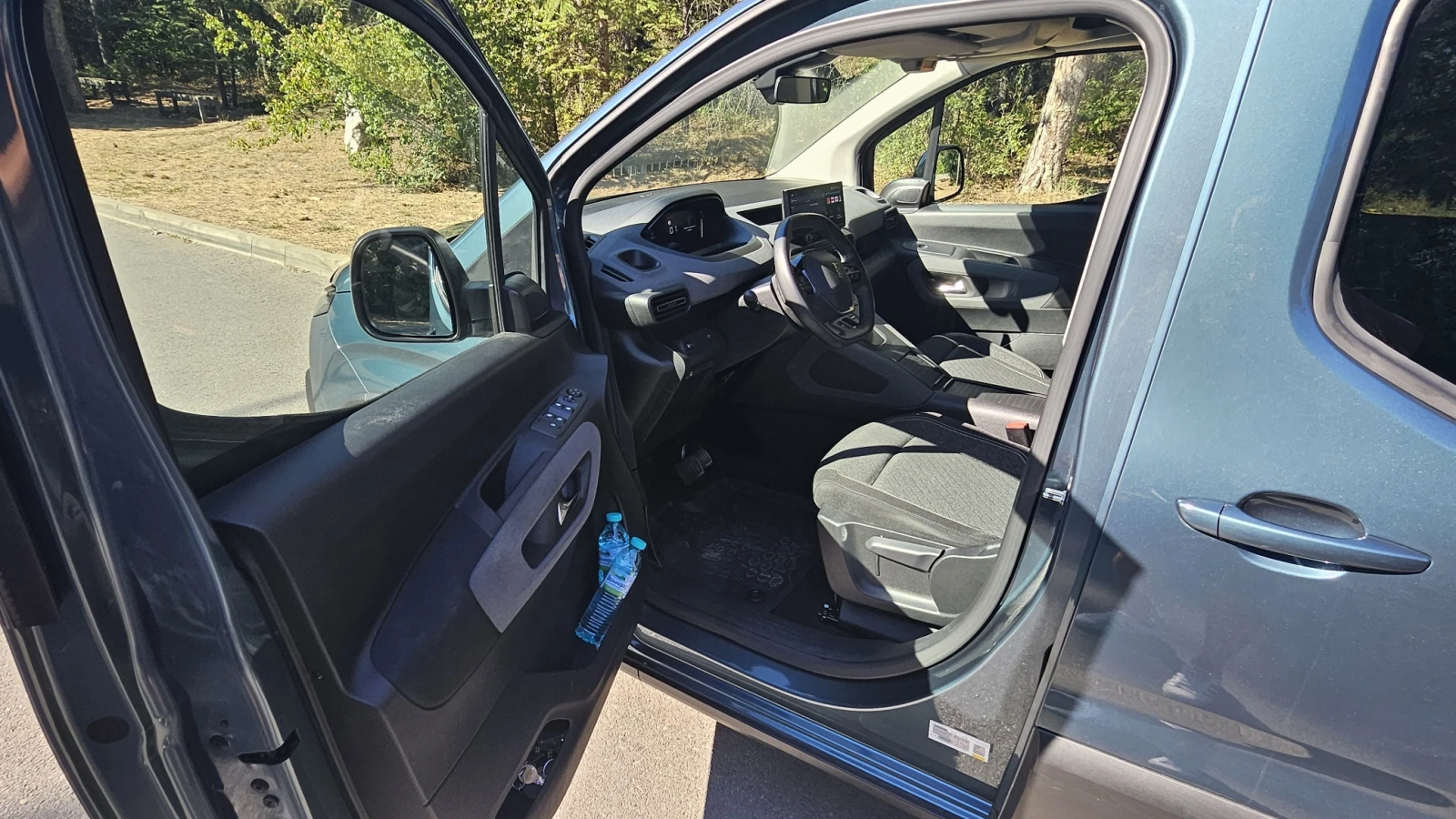 Peugeot Rifter, снимка 12 - Автомобили и джипове - 55743157