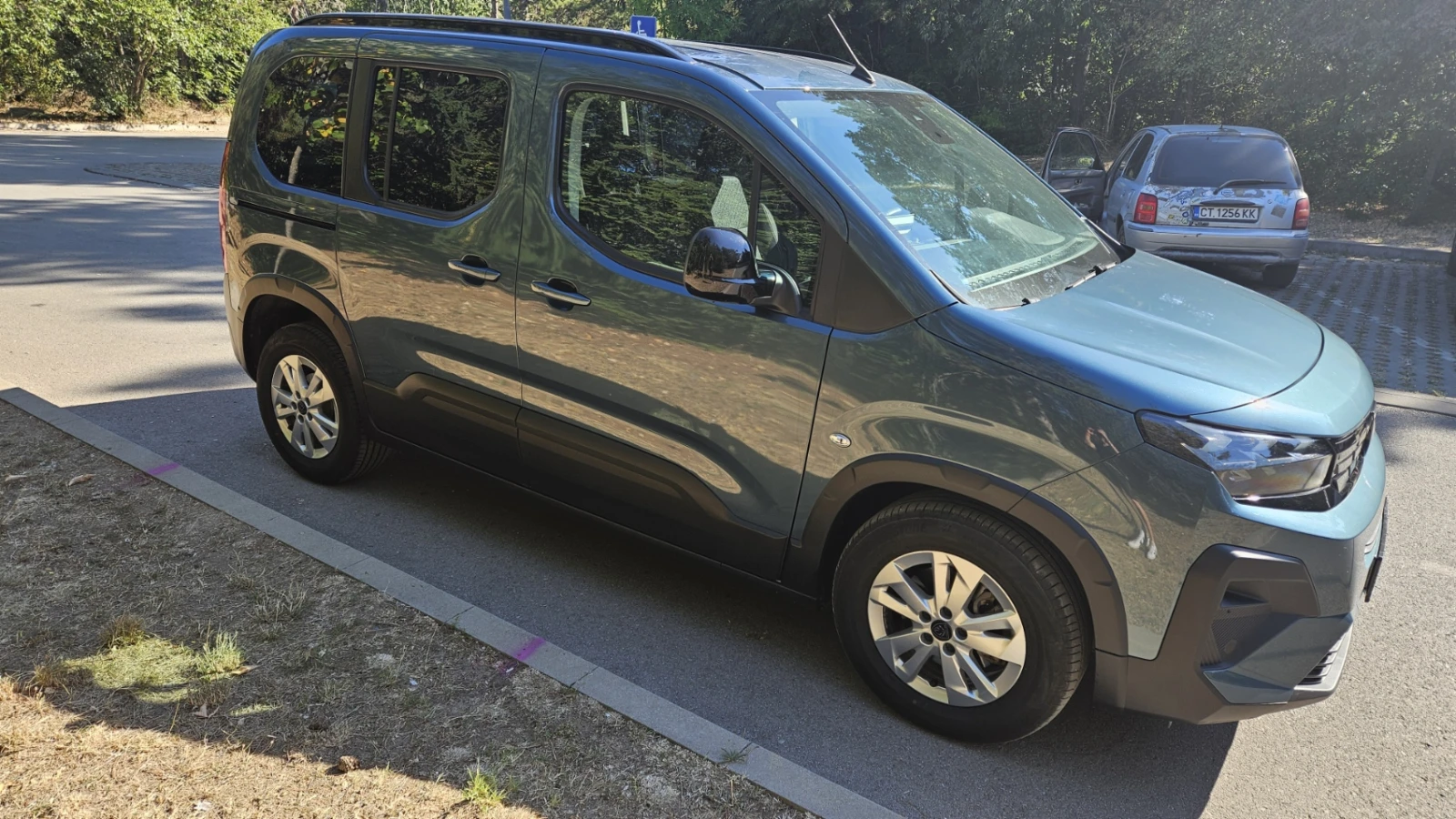 Peugeot Rifter, снимка 6 - Автомобили и джипове - 55743157