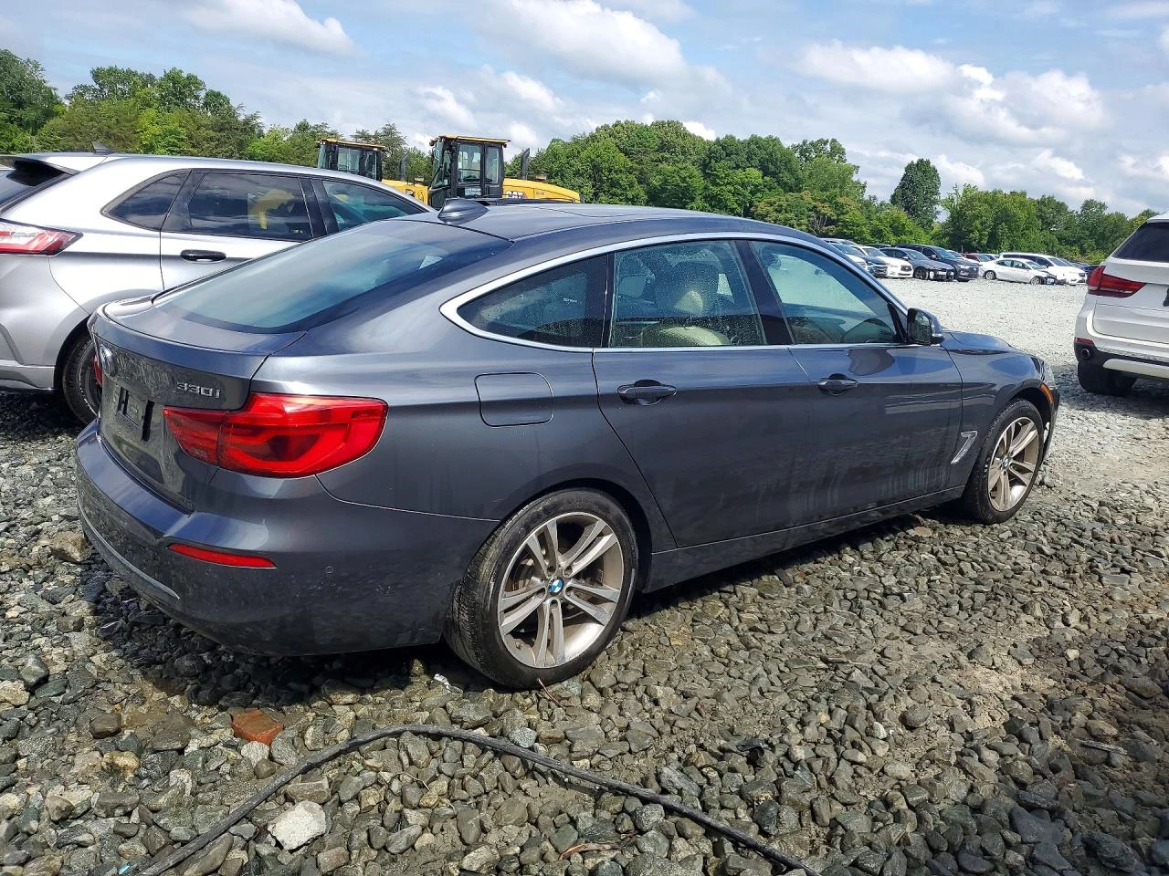 BMW 330, снимка 9 - Автомобили и джипове - 55753762
