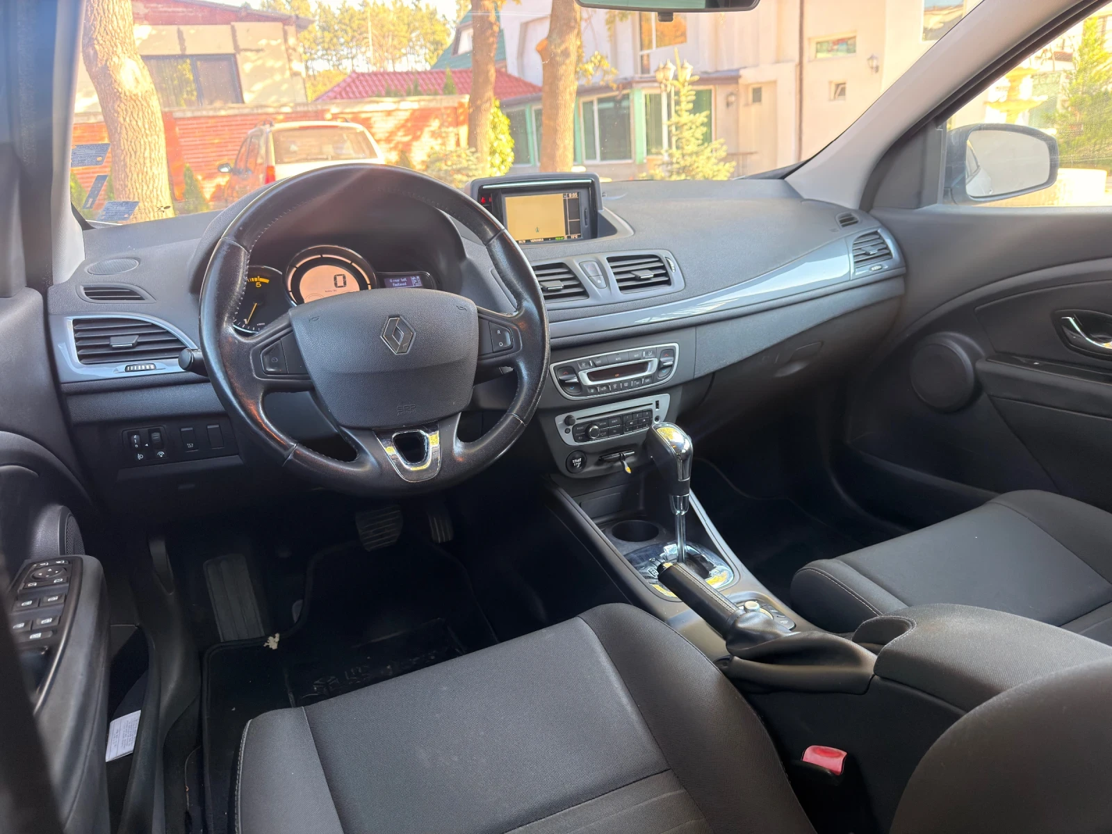 Renault Megane 1.6 HDI Limited edition Automatic  | Mobile.bg � ����������� 6