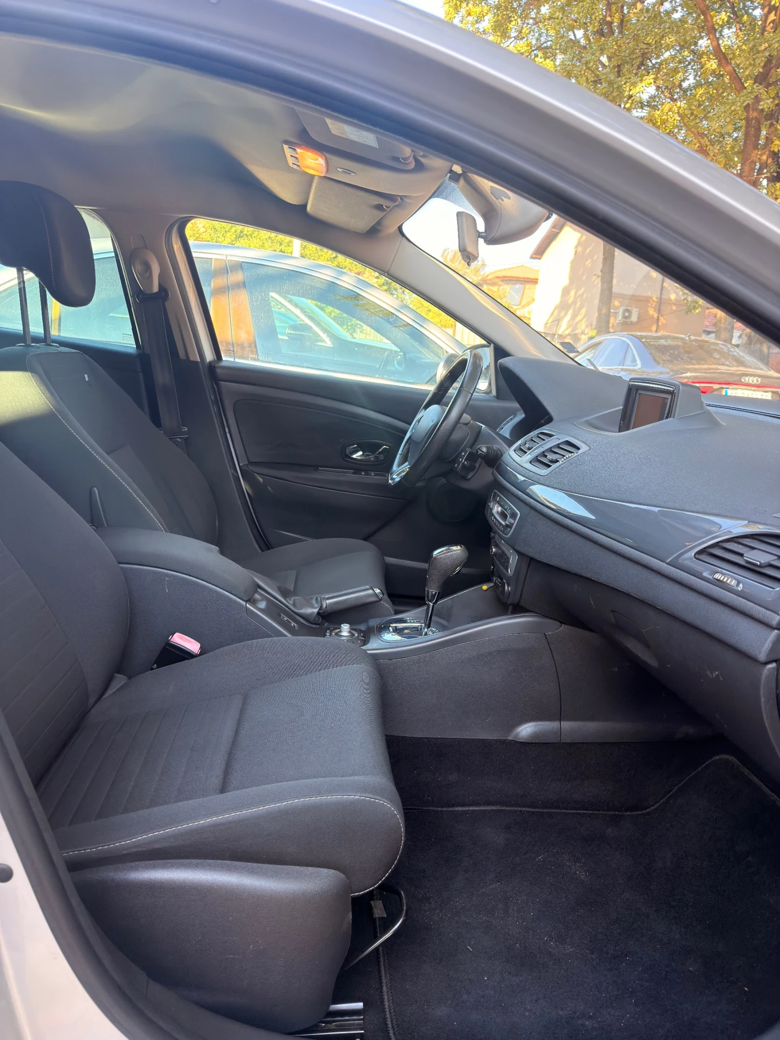 Renault Megane 1.6 HDI Limited edition Automatic  | Mobile.bg � ����������� 12