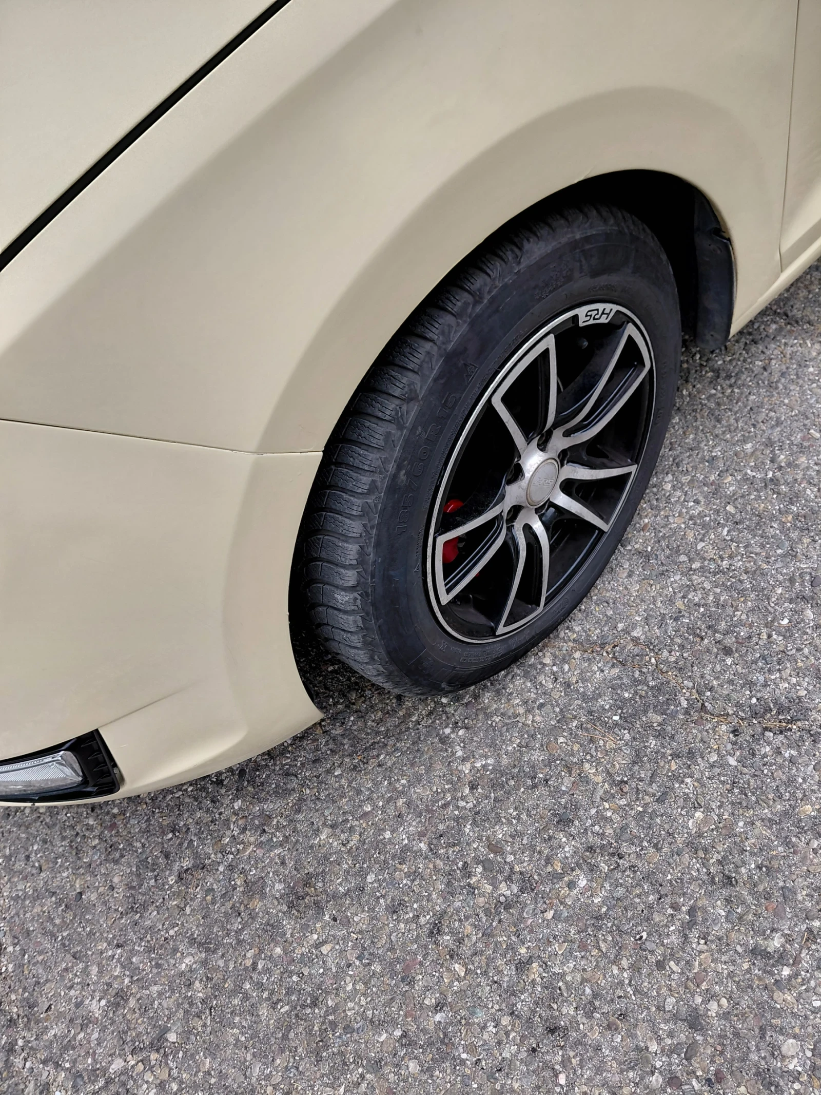 Skoda Rapid, снимка 6 - Автомобили и джипове - 56261394