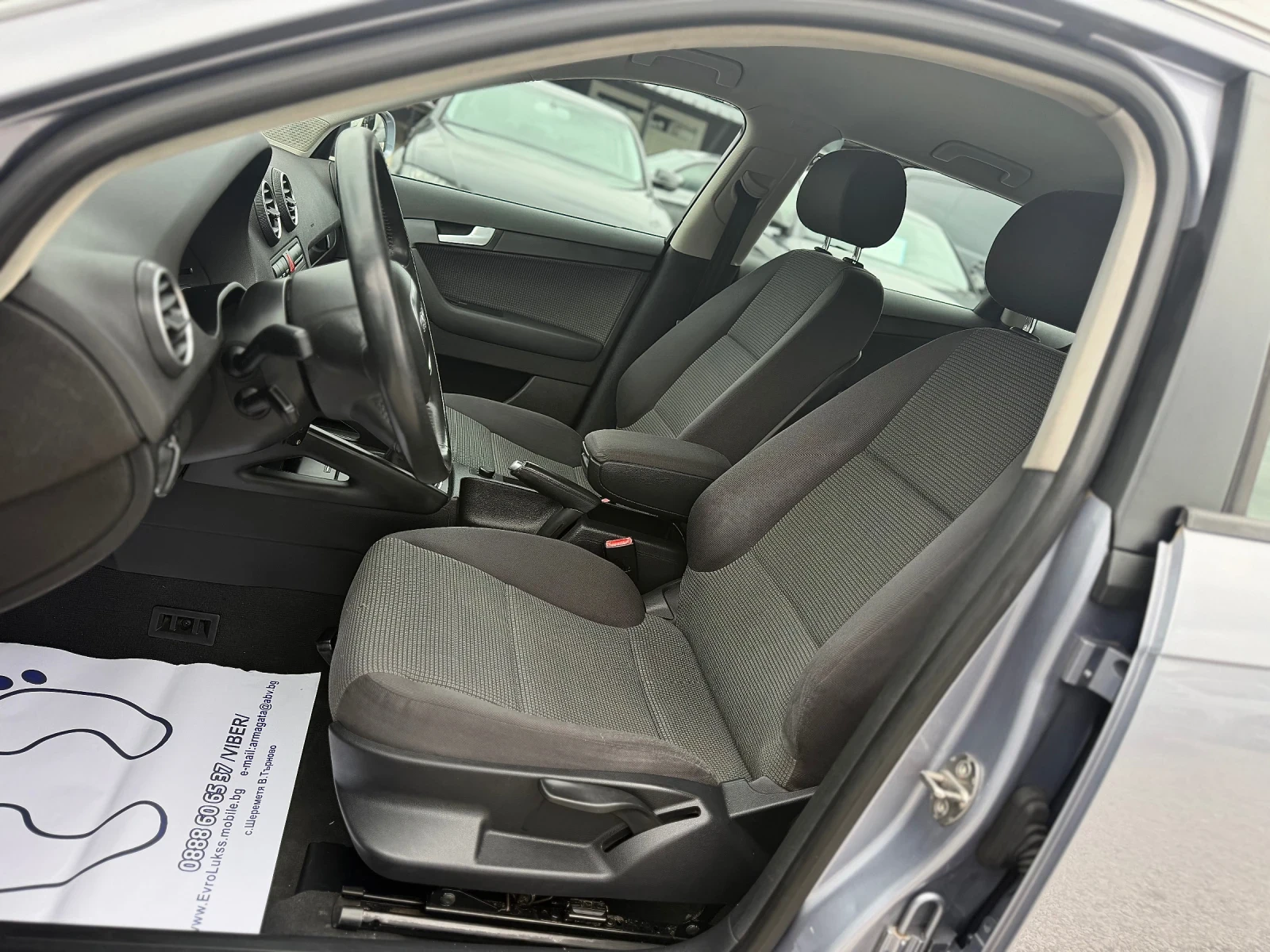 Audi A3 1.6i 116кс 6ск , снимка 11 - Автомобили и джипове - 56697299