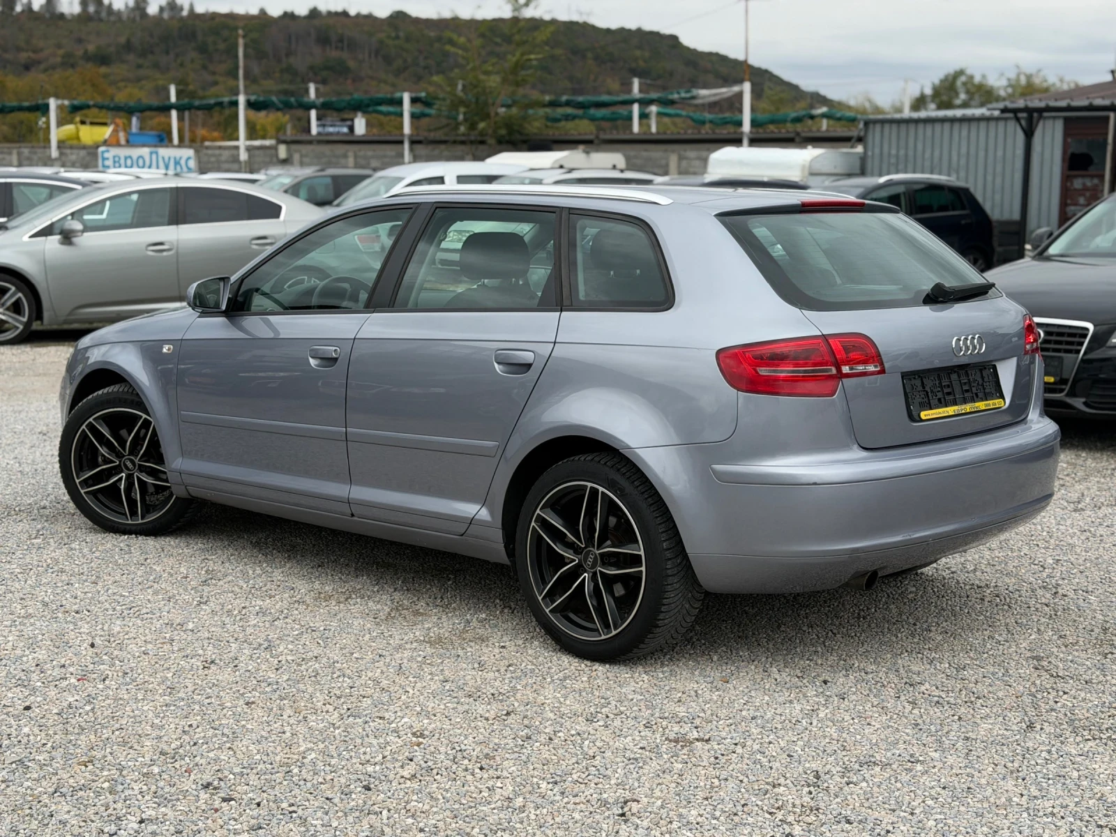 Audi A3 1.6i 116кс 6ск , снимка 8 - Автомобили и джипове - 56697299