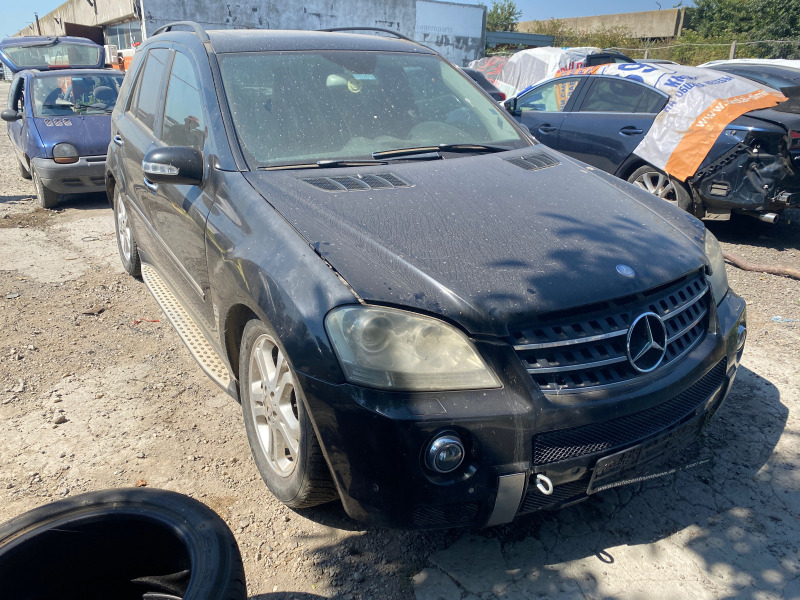 Mercedes-Benz ML 320 320cdi, снимка 3 - Автомобили и джипове - 46621841