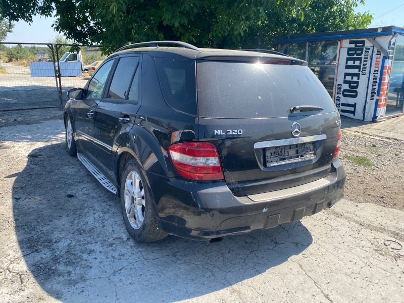 Mercedes-Benz ML 320 320cdi, снимка 5 - Автомобили и джипове - 46621841