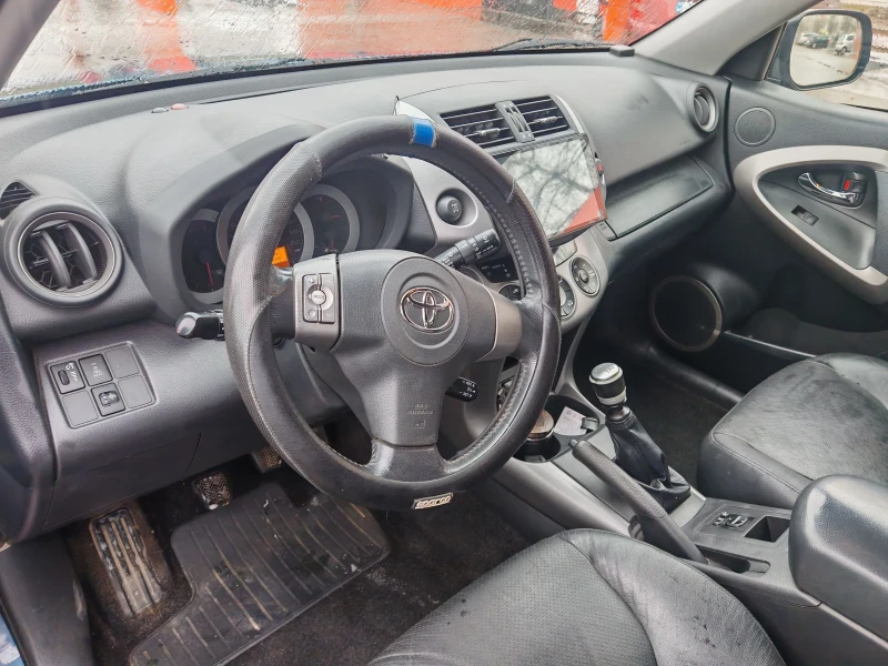 Toyota Rav4, снимка 7 - Автомобили и джипове - 52890246
