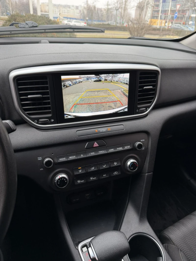 Kia Sportage LX, снимка 8 - Автомобили и джипове - 53214064