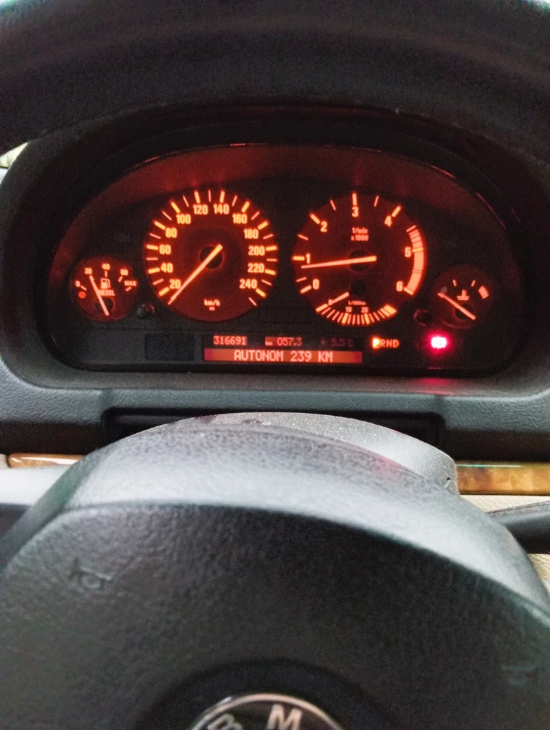 BMW X5, снимка 8 - Автомобили и джипове - 53286308