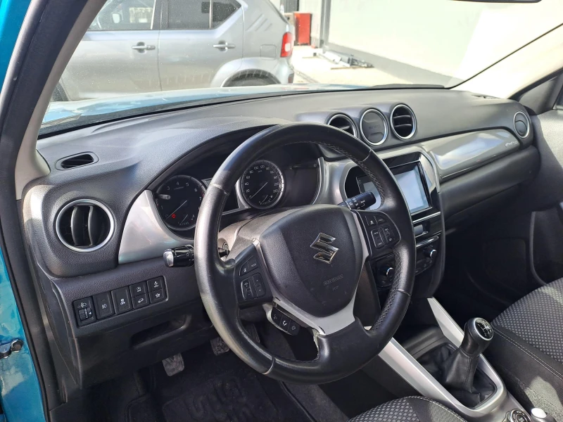 Suzuki Vitara 1.6 GL+ 4X4, снимка 10 - Автомобили и джипове - 53343450