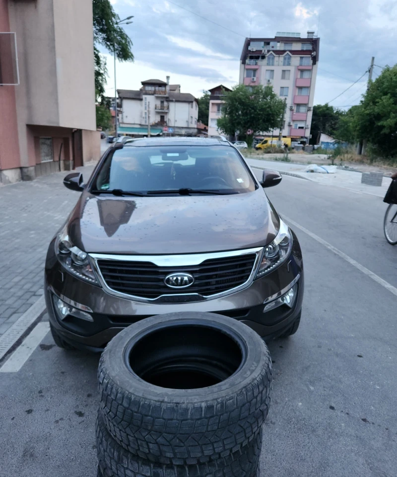 Kia Sportage 1.7 FULL PANORAMA , снимка 7 - Автомобили и джипове - 46810632