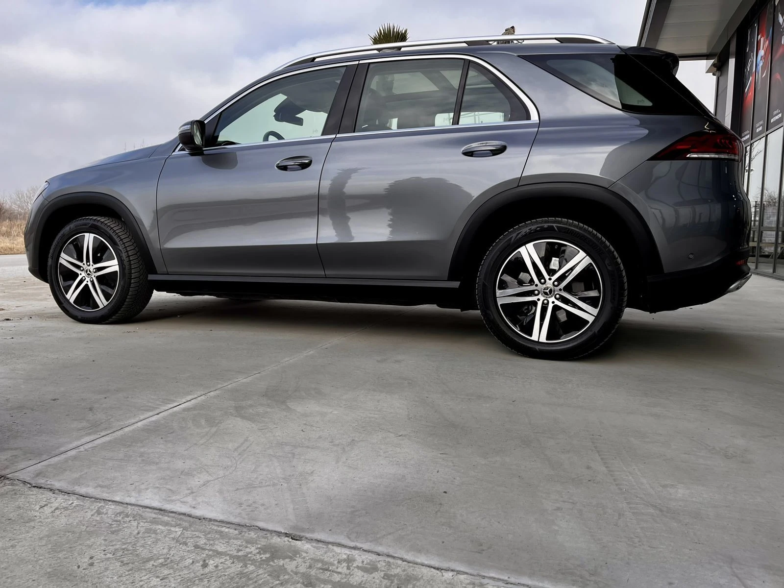 Mercedes-Benz GLE 300d mild hybrid - изображение 4