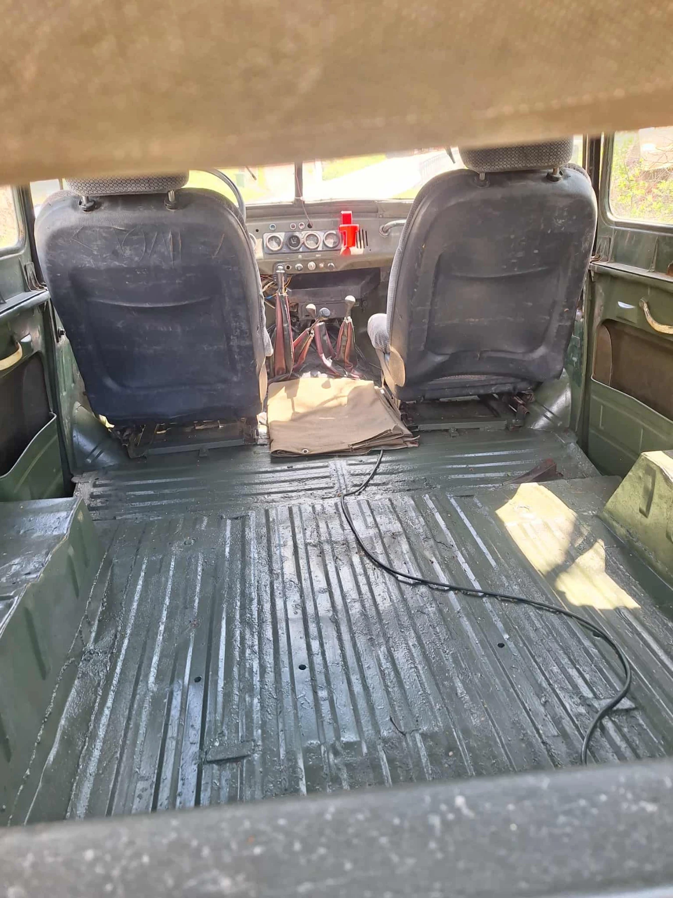 Uaz 469 6+ 1 Местен - изображение 6