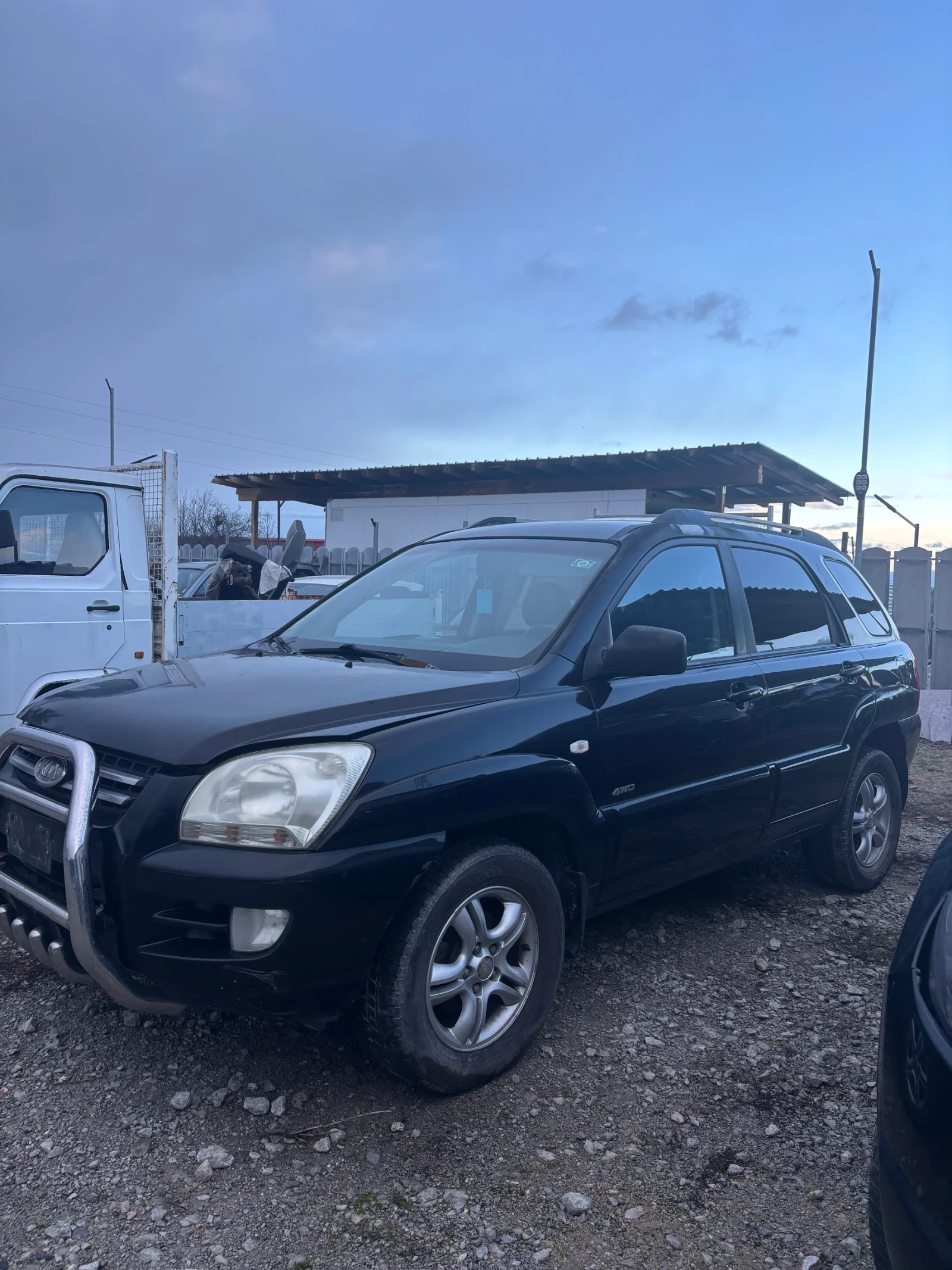 Kia Sportage 2.0  - изображение 6