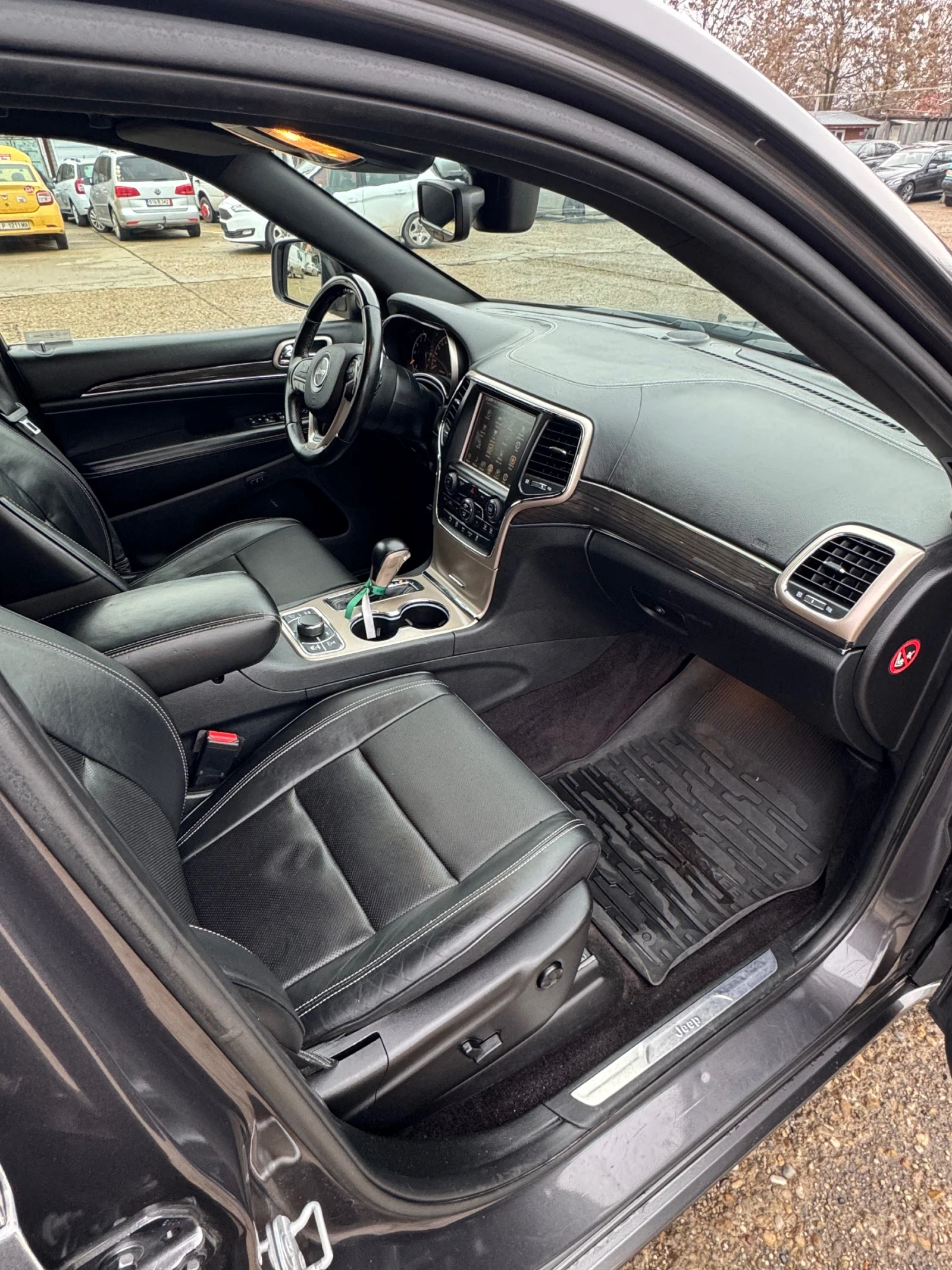 Jeep Grand cherokee  - изображение 10