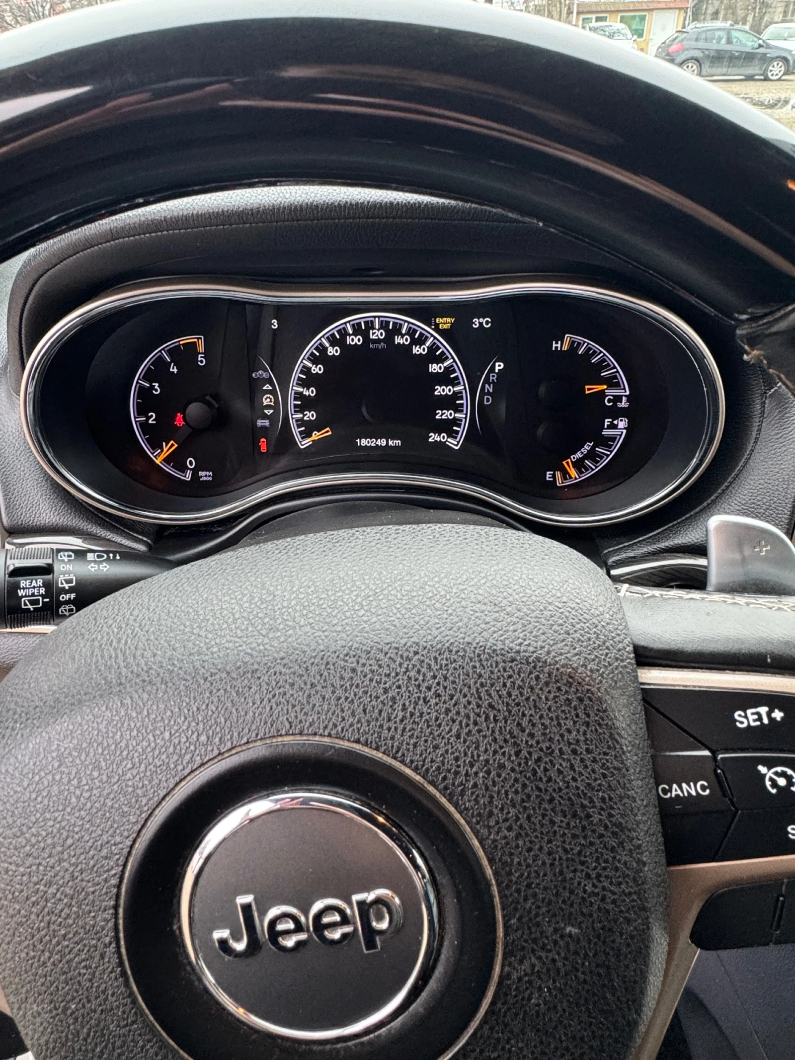 Jeep Grand cherokee  - изображение 4