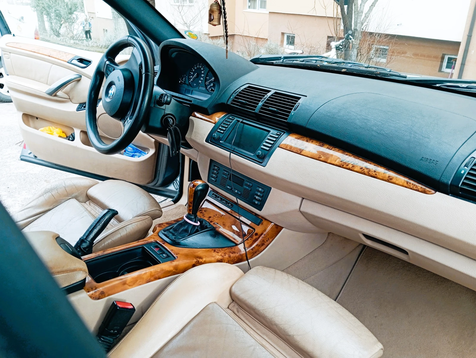 BMW X5  - изображение 4