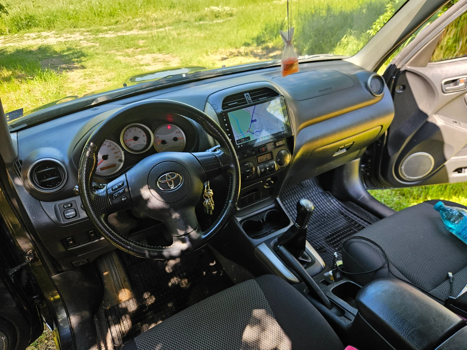 Toyota Rav4 2.0D4D , снимка 10 - Автомобили и джипове - 54676575