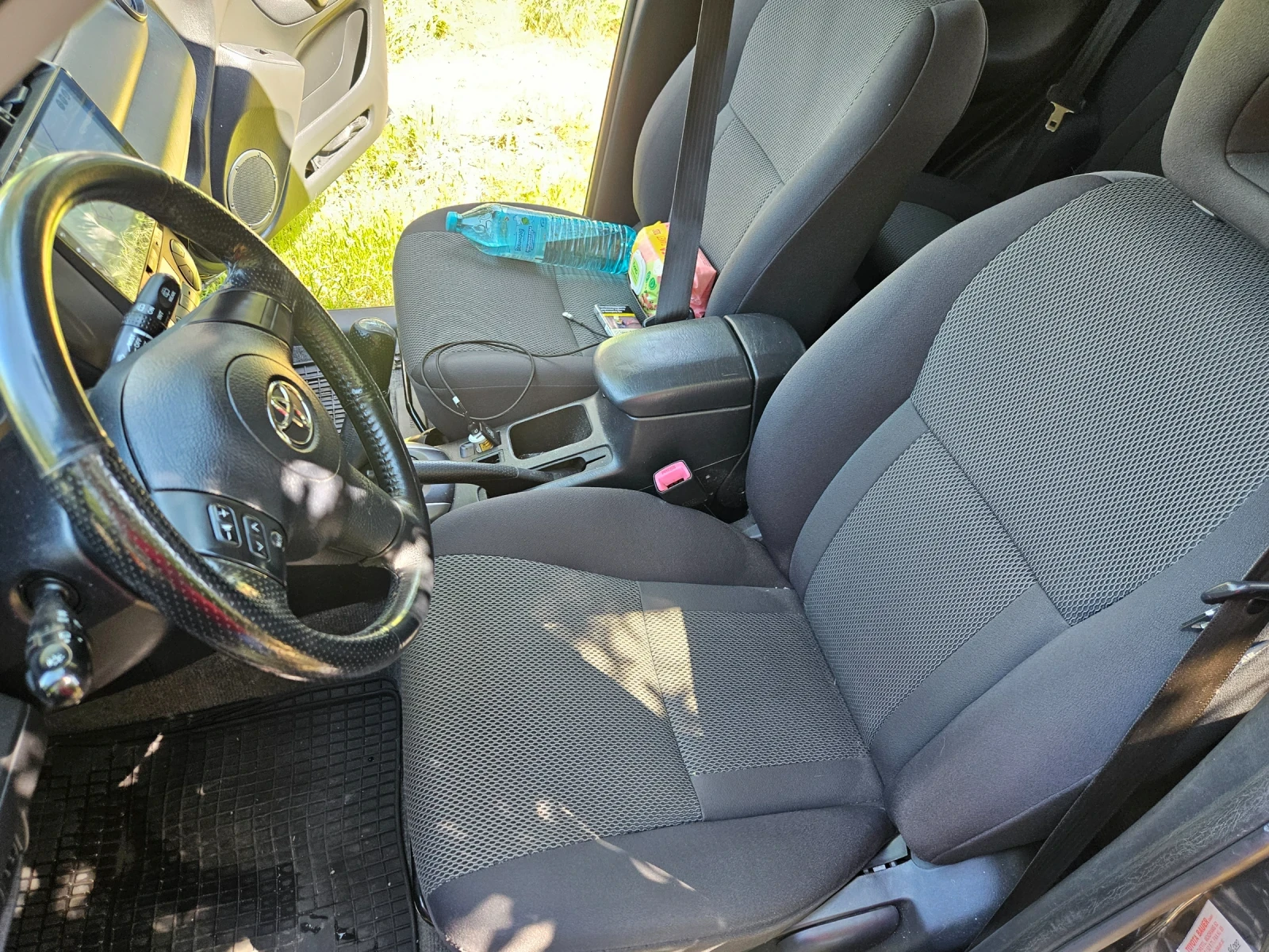 Toyota Rav4 2.0D4D , снимка 9 - Автомобили и джипове - 54676575