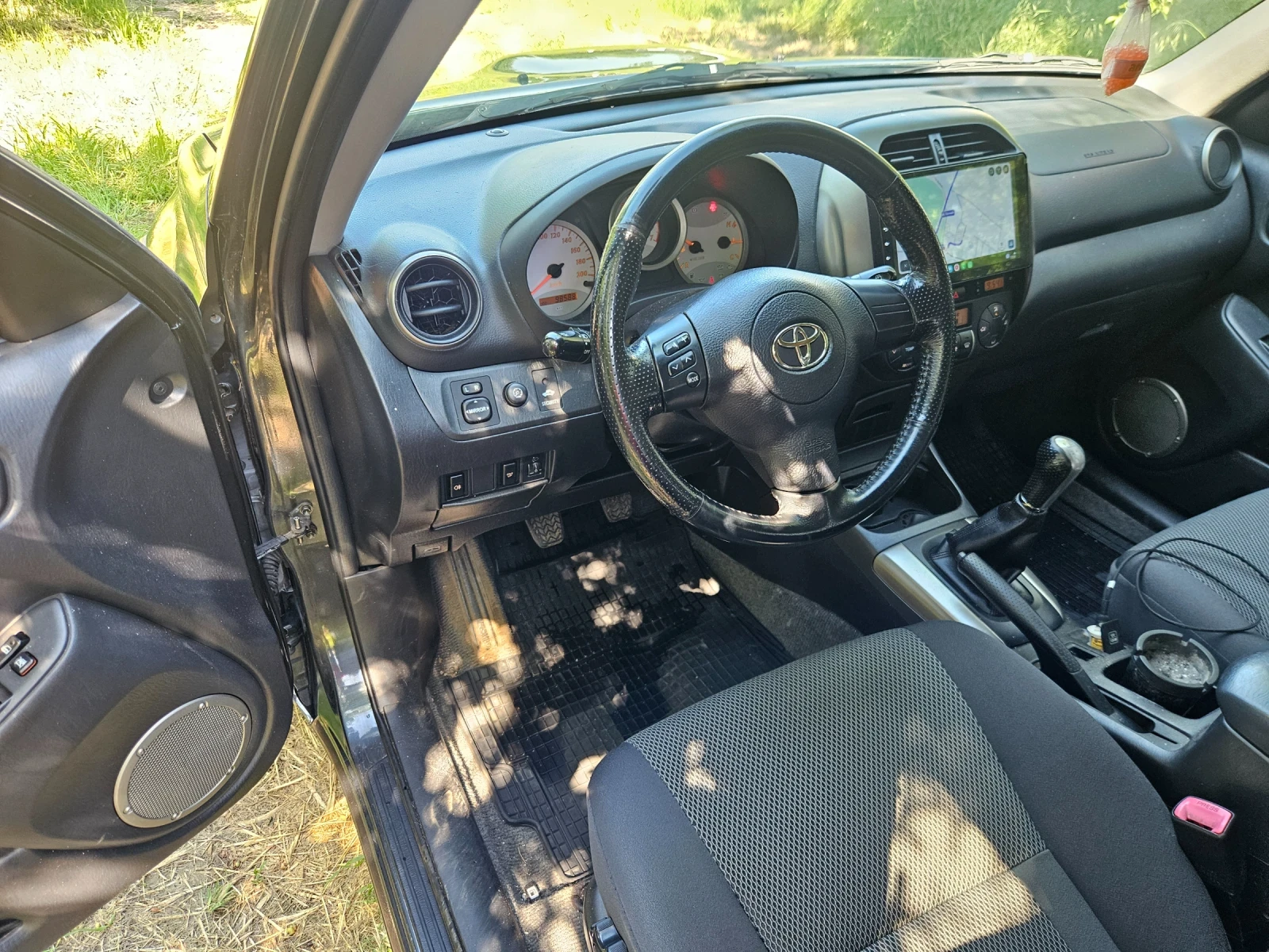 Toyota Rav4 2.0D4D , снимка 15 - Автомобили и джипове - 54676575