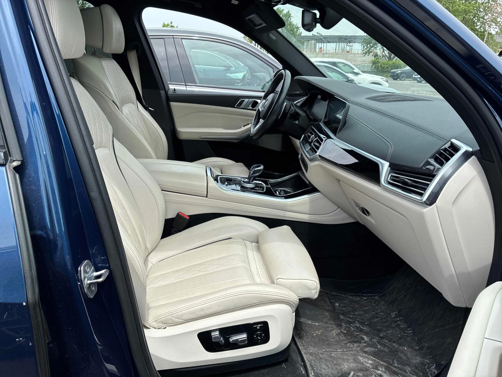 BMW X5 B58* xDrive40i* M-SPORT* LASER, снимка 7 - Автомобили и джипове - 54807230