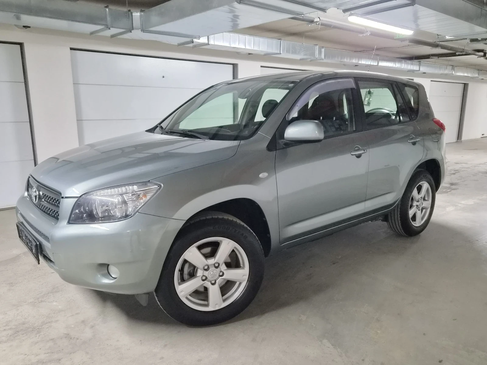 Toyota Rav4 2.0 KEYLESS  4X4 152PS 8 ГУМИ 152317KMKM