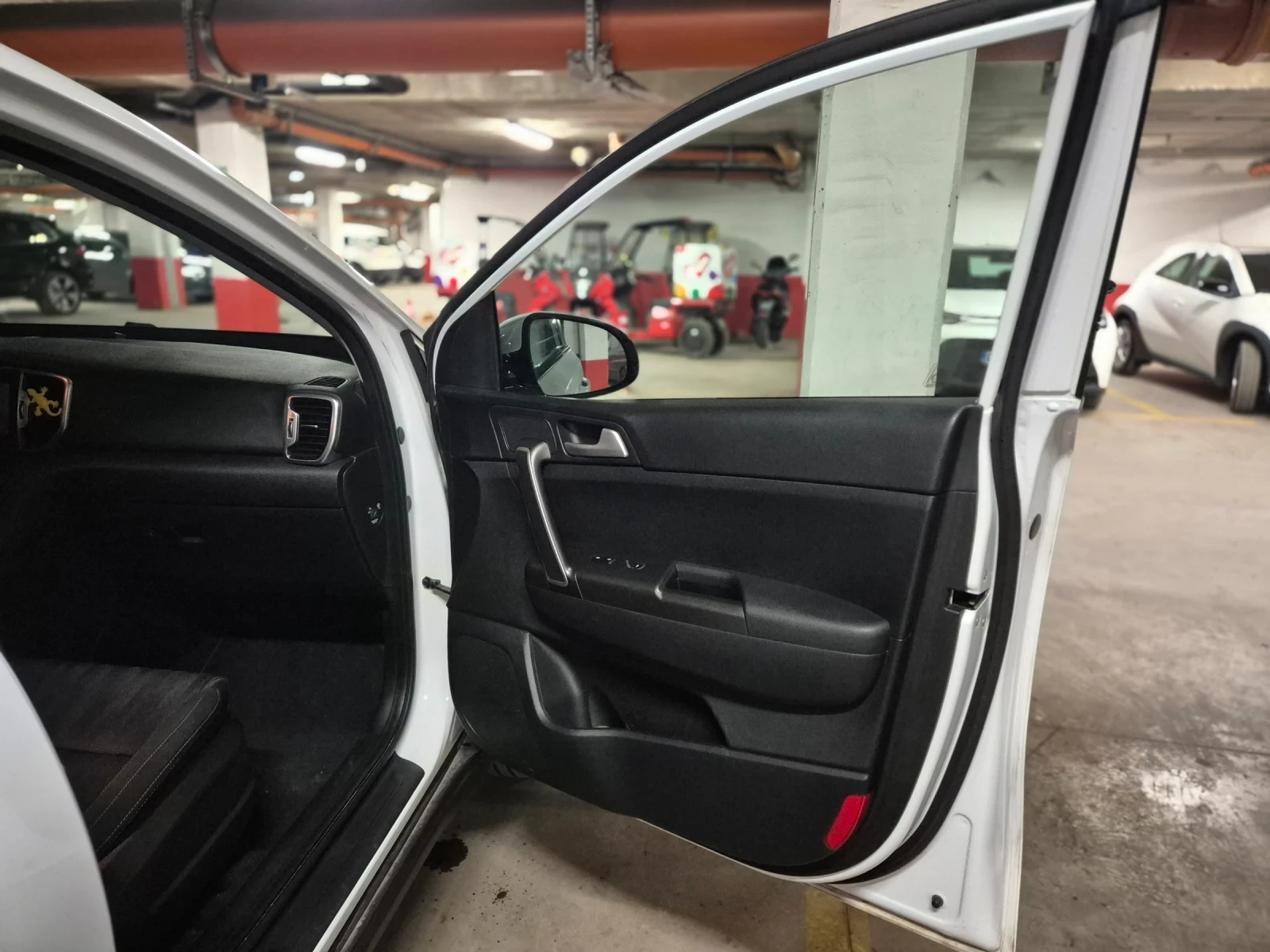 Kia Sportage 16CRD, снимка 12 - Автомобили и джипове - 54920752