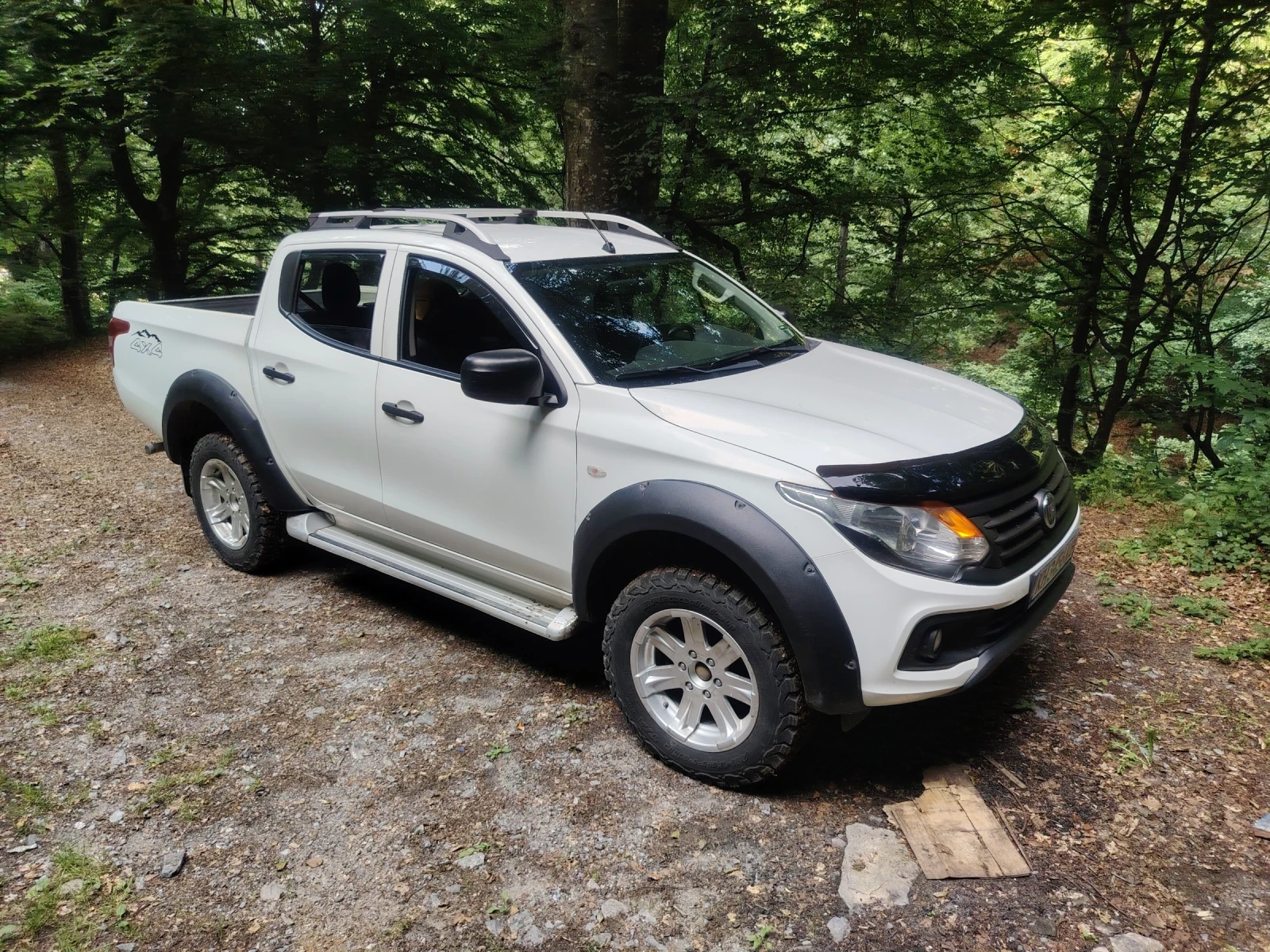 Mitsubishi L200