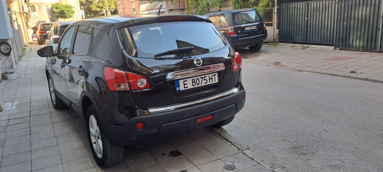 Nissan Qashqai 2.0 dci 4x4 Avtomat, снимка 4 - Автомобили и джипове - 55272650