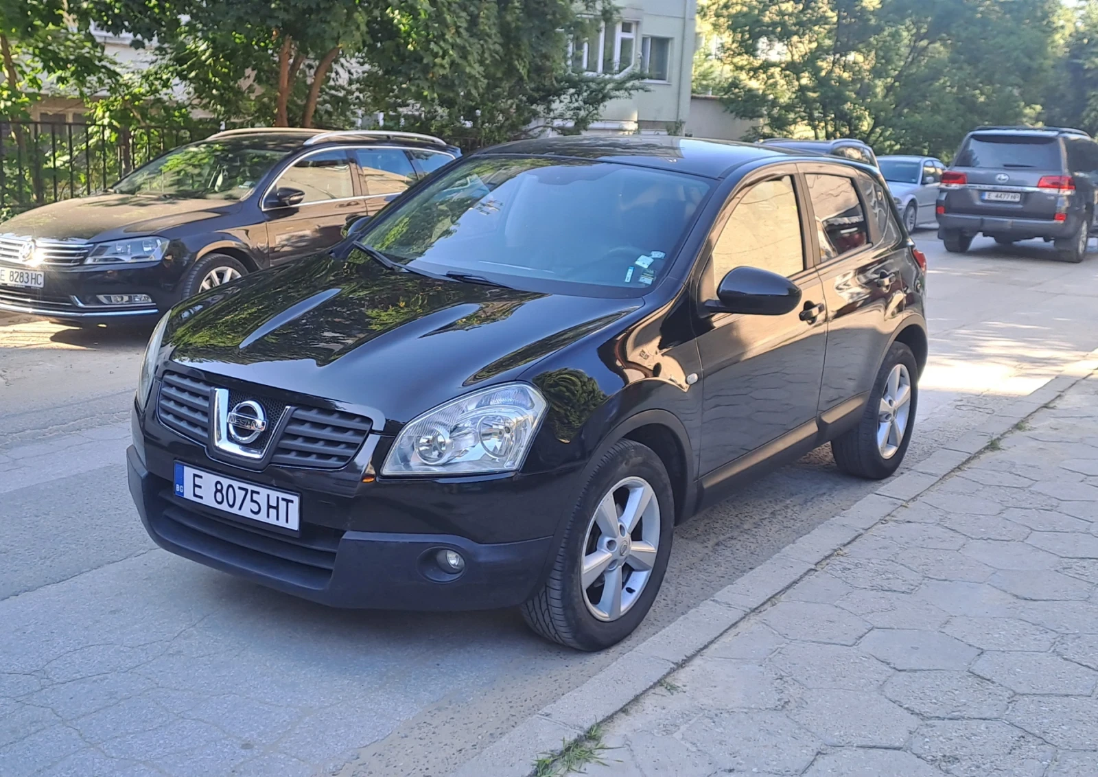 Nissan Qashqai 2.0 dci 4x4 Avtomat, снимка 3 - Автомобили и джипове - 55272650