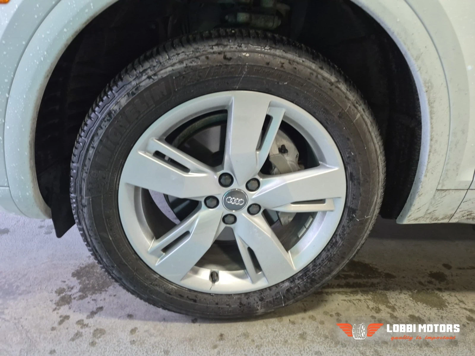 Audi Q5, снимка 6 - Автомобили и джипове - 55955865