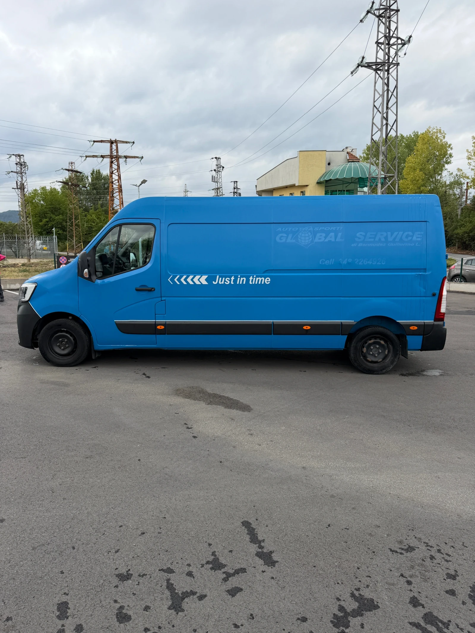 Renault Master lll 2.3* euro6* на въздух, снимка 6 - Бусове и автобуси - 56233959