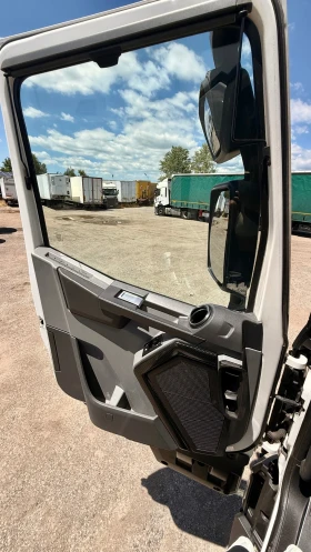 Renault T, снимка 3
