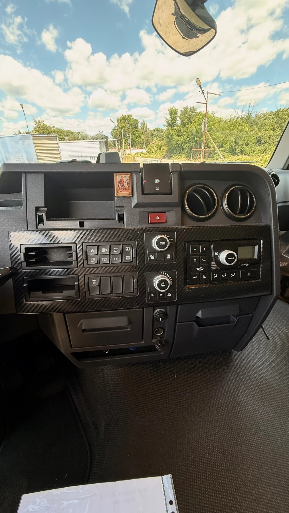 Renault T, снимка 5 - Камиони - 55279341