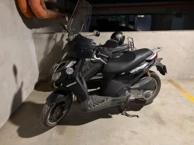 Aprilia 250 Sportcity 250 ccm, снимка 1