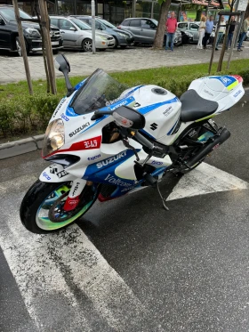 Обява за продажба на Suzuki Gsxr К8 1000 ~12 499 лв. - изображение 2