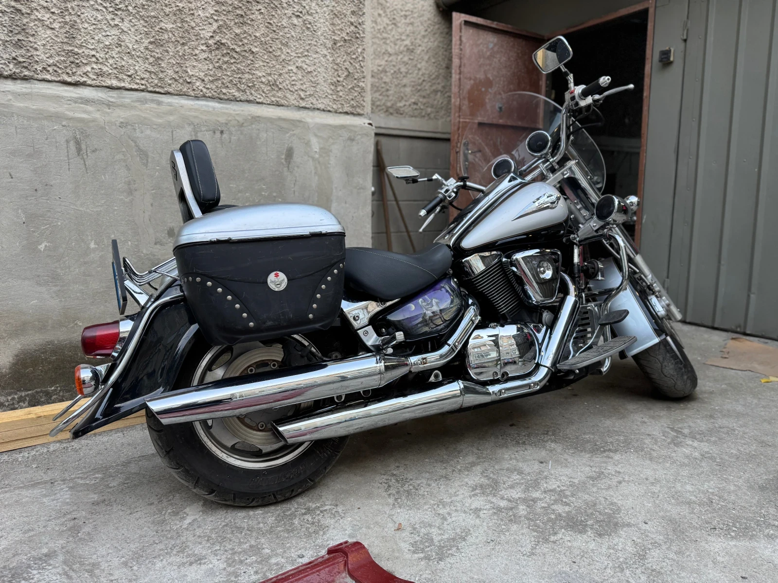 Suzuki Intruder 1500LC - изображение 2