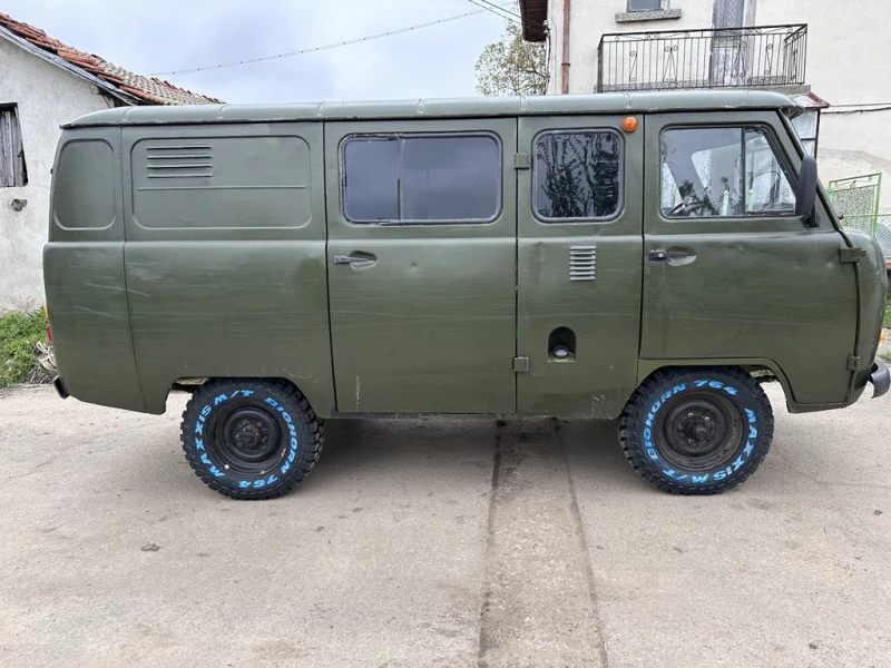 Кемпер Други UAZ 390906, снимка 2 - Каравани и кемпери - 48556746