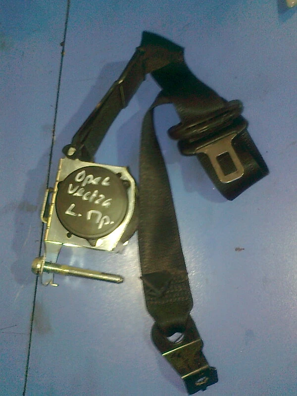 колан предпазен преден ляв за Вектра Б комби