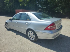 Mercedes-Benz C 180, снимка 3