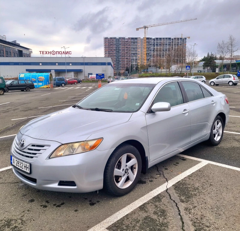 Toyota Camry, снимка 2 - Автомобили и джипове - 41377626