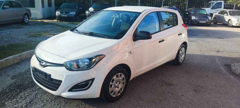 Hyundai I20, снимка 3 - Автомобили и джипове - 47785678