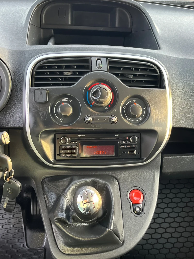 Renault Kangoo 1.5DCI Euro 5, снимка 10 - Автомобили и джипове - 47848788