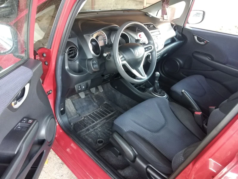 Honda Jazz 1.2.i 90к.с, снимка 11 - Автомобили и джипове - 48029212