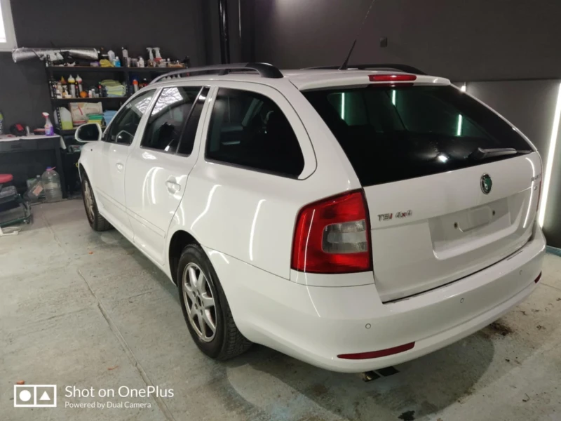 Skoda Octavia 1.8T 4x4, снимка 4 - Автомобили и джипове - 48324594