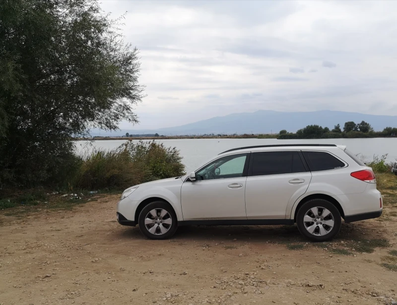 Subaru Outback 2.5i 167 к.с. AWD Газ BRC Автоматик, снимка 3 - Автомобили и джипове - 48401697